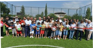 Nilüfer’de her mahalleye halı saha