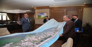 HİLMİ GÜLER: “TARİHİ DOKU KORUNACAK”