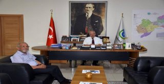 Mahmut Gürlen'den Başkan Kadir Albayrak'a Ziyaret