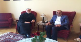 BAŞKAN HAYRİ TÜRKYILMAZ, BARIŞIN ZİRVESİNE DOĞRU EMİN ADIMLARLA İLERLİYOR!