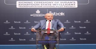 BAŞKAN UYSAL: AKILLI ŞEHİRCİLİKTE DÜNYAYA MODEL OLUYORUZ