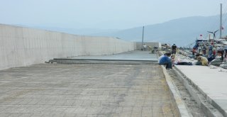 ARNAVUTKÖY BALIKÇI BARINAĞI YENİLENİYOR