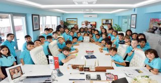 BAŞKAN TÜRKYILMAZ ÖĞRENCİLERE YEREL YÖNETİMLERİ ANLATTI