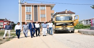 15 Sokakta Sathi Kaplama Çalışmaları Sürüyor