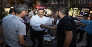 Başkan Atilla vatandaşlarla bir araya gelmeye devam ediyor