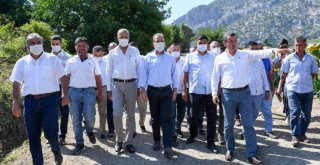 Mersin Büyükşehir Belediye Başkanı Vahap Seçer  Bayram Turunda