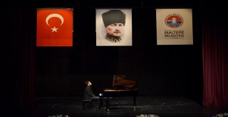 Maltepeli genç piyanist başarılarıyla göz kamaştırıyor