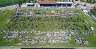 Karacabey'de 10 bin öğrencinin katılımıyla dev okuma seferberliği