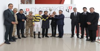 Diyarbakır Büyükşehir Belediye Başkanlığı Koşusu yapıldı