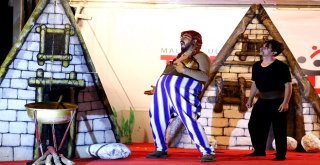 Maltepe'de tiyatro festivali coşkusu