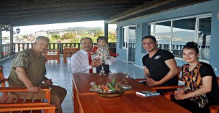 TÜRKYILMAZ’DAN EVİ YANAN ÇİFTE DESTEK