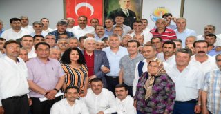 Muhtarlardan, Başkan Zeydan Karalar’a Onur Belgesi