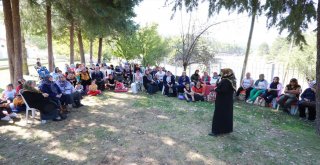 Kadınlar yaz kampında bir araya geldi