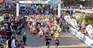 Mersin Sokakları Maratonla Renklendi