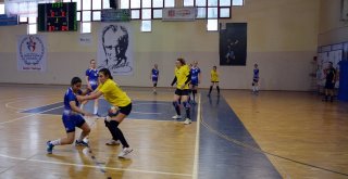 DİNÇSPOR’UN SULTANLARI SİVAS’A TAKILDI