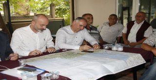 MİLLETVEKİLİ IŞIK VE BELEDİYE BAŞKANI NEŞET ÇAĞLAYAN NARLICA’DAKİ TARIMSAL SULAMA SORUNUNUN ÇÖZÜMÜ İÇİN MAHALLEYİ ZİYARET ETTİ