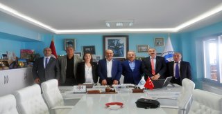 EMEKÇİLERE TÜRKYILMAZ DESTEĞİ
