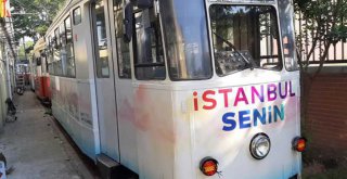 MODA TRAMVAYI İSTANBULLULARLA BULUŞUYOR