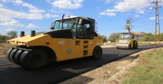 YOL ÇALIŞMALARI HIZ KESMİYOR