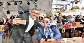 VALİDE SULTAN GEMİSİ'NDE BOĞAZ TURLARI DEVAM EDİYOR