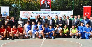 MUDANYALI ÖĞRENCİLER BASKETBOL TURNUVASINDA YARIŞTI