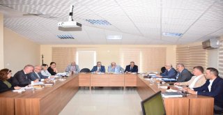 Yatırımlarla İlgili Değerlendirme Toplantısı Düzenledi