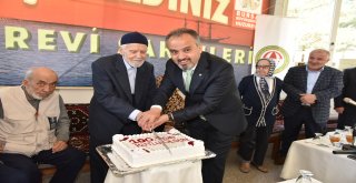 Huzurevinin asırlık çınarına doğum günü