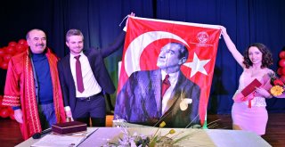 BAŞKAN TÜRKYILMAZ, MUTLULUKLARA ORTAK OLDU