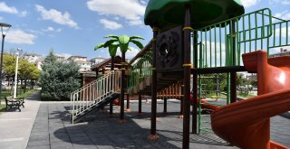 BAŞKENT PARKLARI BÜYÜKŞEHİR’E EMANET