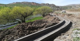Tarımsal sulama kanal çalışmaları devam ediyor