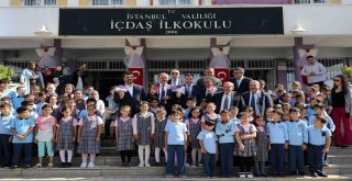 Bağcılar’da Çalan Zille 153 Bin 515 Öğrenci Ders Başı Yaptı
