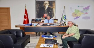 Gazeteci Mehmet Portakal'dan Başkan Kadir Albayrak'a Ziyaret