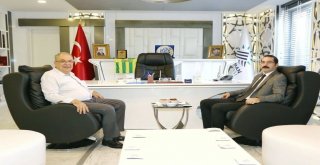 İDARE MAHKEME BAŞKANI ERGÜDER’DEN, BAŞKANIMIZA VEDA ZİYARETİ