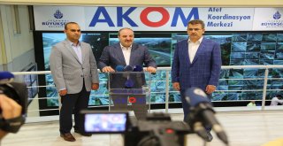 BAKAN VARANK AKOM'U ZİYARET ETTİ