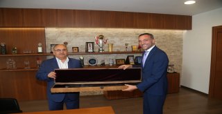 Diriliş Ertuğrul Dizisi Kurumsal İletişim Direktörü Hüseyin Özçelik’ten Başkan Hasan Can’a Ziyaret