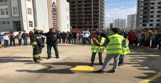 İtfaiyeden öğrencilere yangın eğitimi