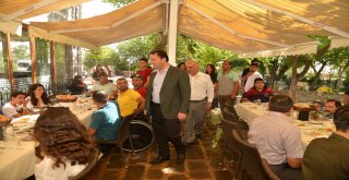 Eryılmaz engellilerle bir araya geldi