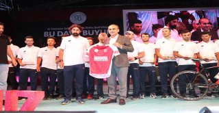 Minikler 15 Temmuz’u İşaret Diliyle Anlattı