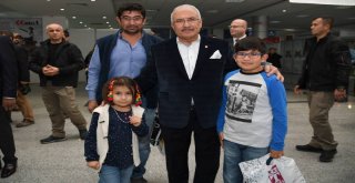 Kitapseverlerin Sabırsızlıkla Beklediği CNR Mersin Kitap Fuarı Kapılarını Açtı