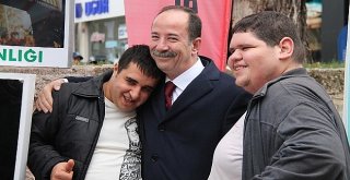 EN BÜYÜK ENGEL SEVGİSİZLİKTİR