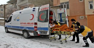VAN BÜYÜKŞEHİRİN HASTA NAKİL HİZMETİ YÜZLERİ GÜLDÜRÜYOR