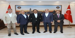 Kızılay'dan Başkan Atilla'ya ziyaret