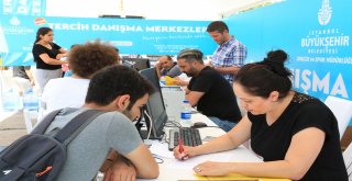 İBB’DEN YKS’YE GİREN GENÇLERE DOĞRU TERCİH DESTEĞİ