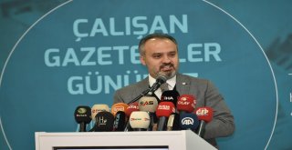 Başkan Aktaş :  'Basın, olmazsa olmaz'