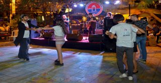 Usta tiyatroculara emek ödülü