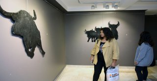 'ATEŞTEN DOĞAN' DUVAR OBJELERİ SERGİSİ AÇILDI
