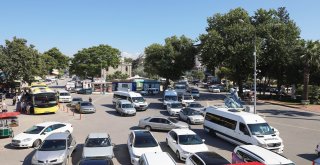 “BECERİKSİZLİĞİNİZİN FATURASINI MUDANYA’YA ÖDETMEYİN VERİN YETKİYİ, BİZ ÇÖZERİZ”