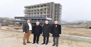 Başkan Kafaoğlu  , Teknokent binasının inşaatında incelemelerde bulundu