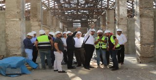 TARİHİ PEYNİRCİLER ÇARŞISINDA RESTORASYON SÜRÜYOR