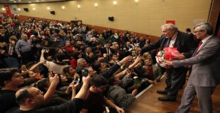 Prof. Dr. İlber Ortaylı Mersin'de Tarihi Konuşturdu